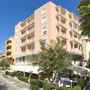 hotel-nettuno-misano-adriatico.emilia-romagnahotels.net/