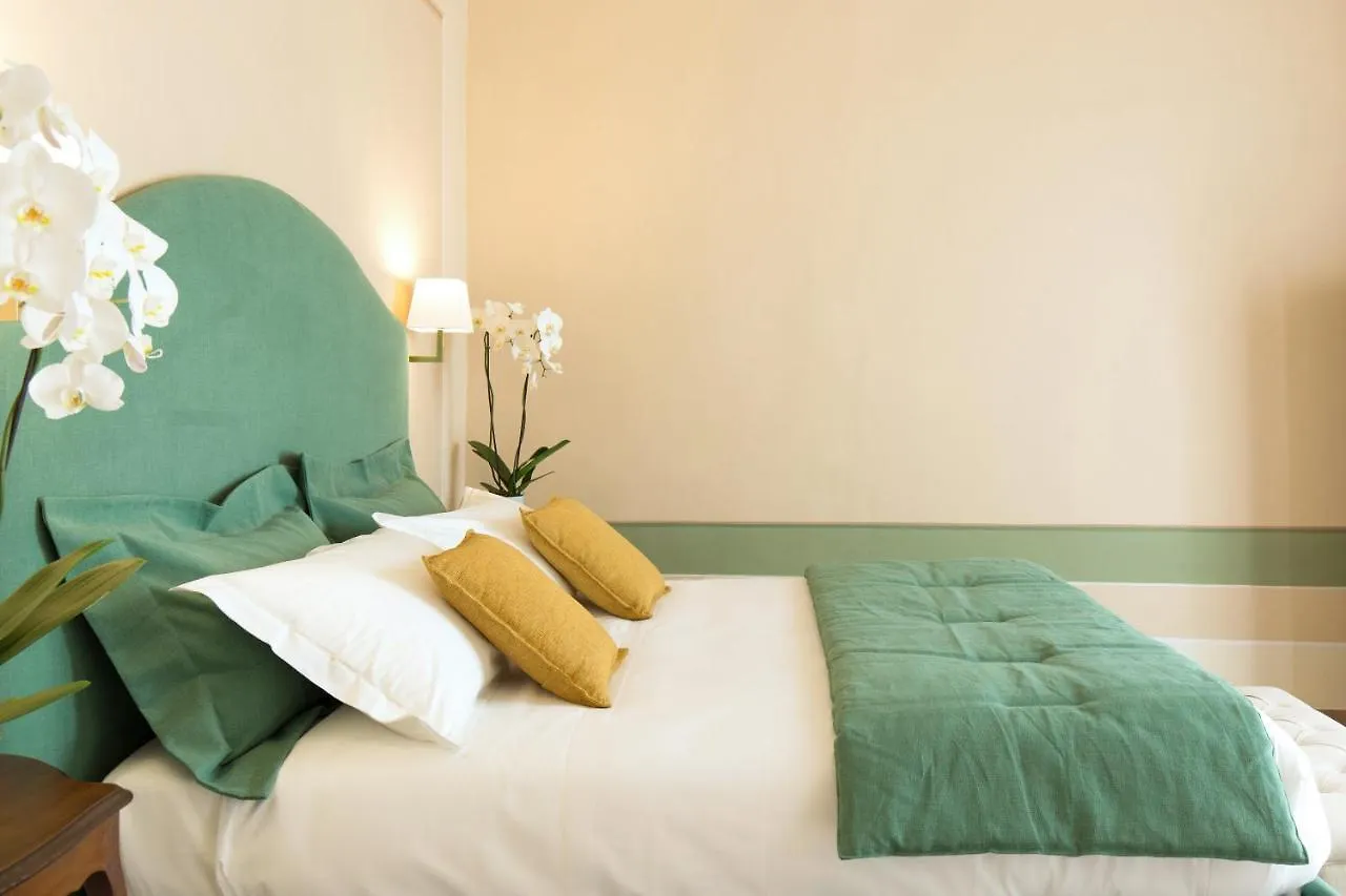 Alojamento de Acomodação e Pequeno-almoço B&B Cerretani Palace Florença