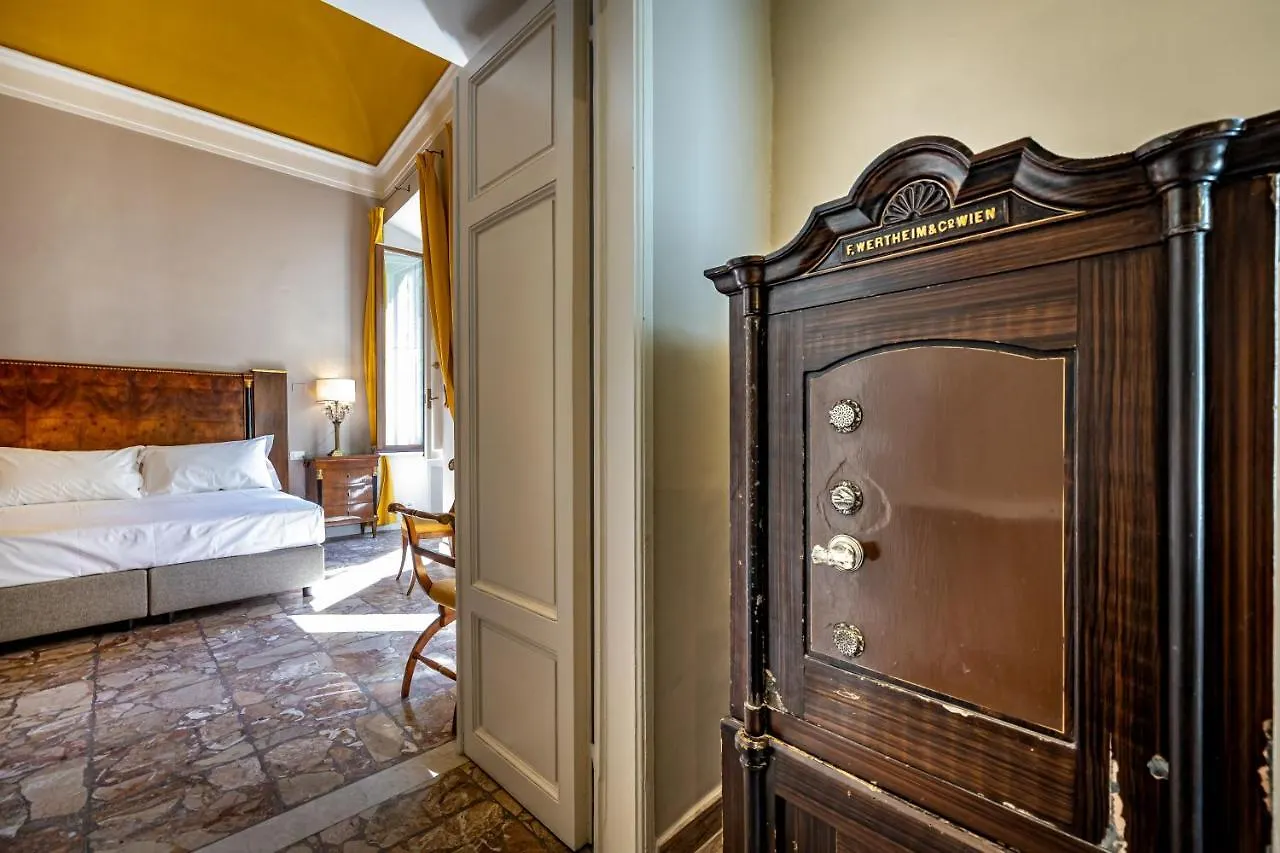 Alojamento de Acomodação e Pequeno-almoço B&B Cerretani Palace Florença