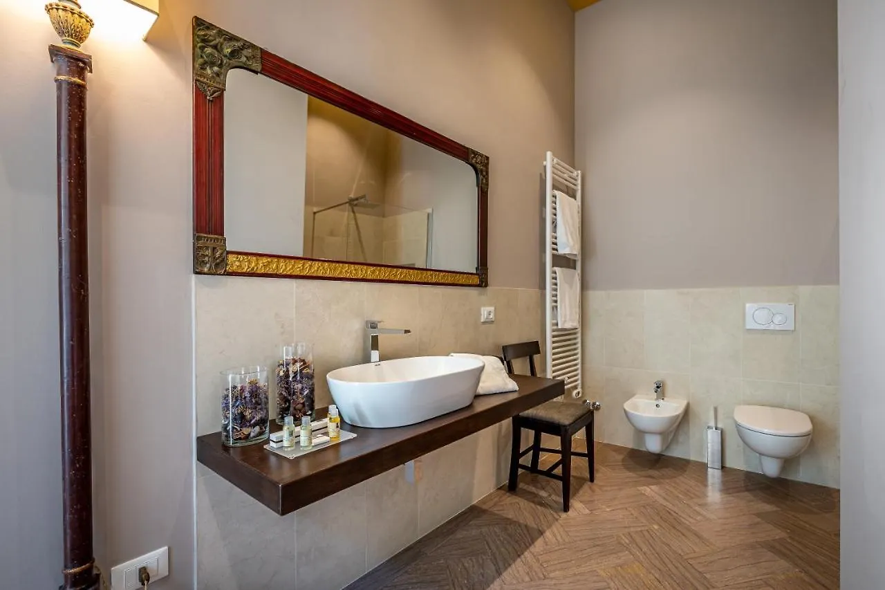Alojamento de Acomodação e Pequeno-almoço B&B Cerretani Palace Florença