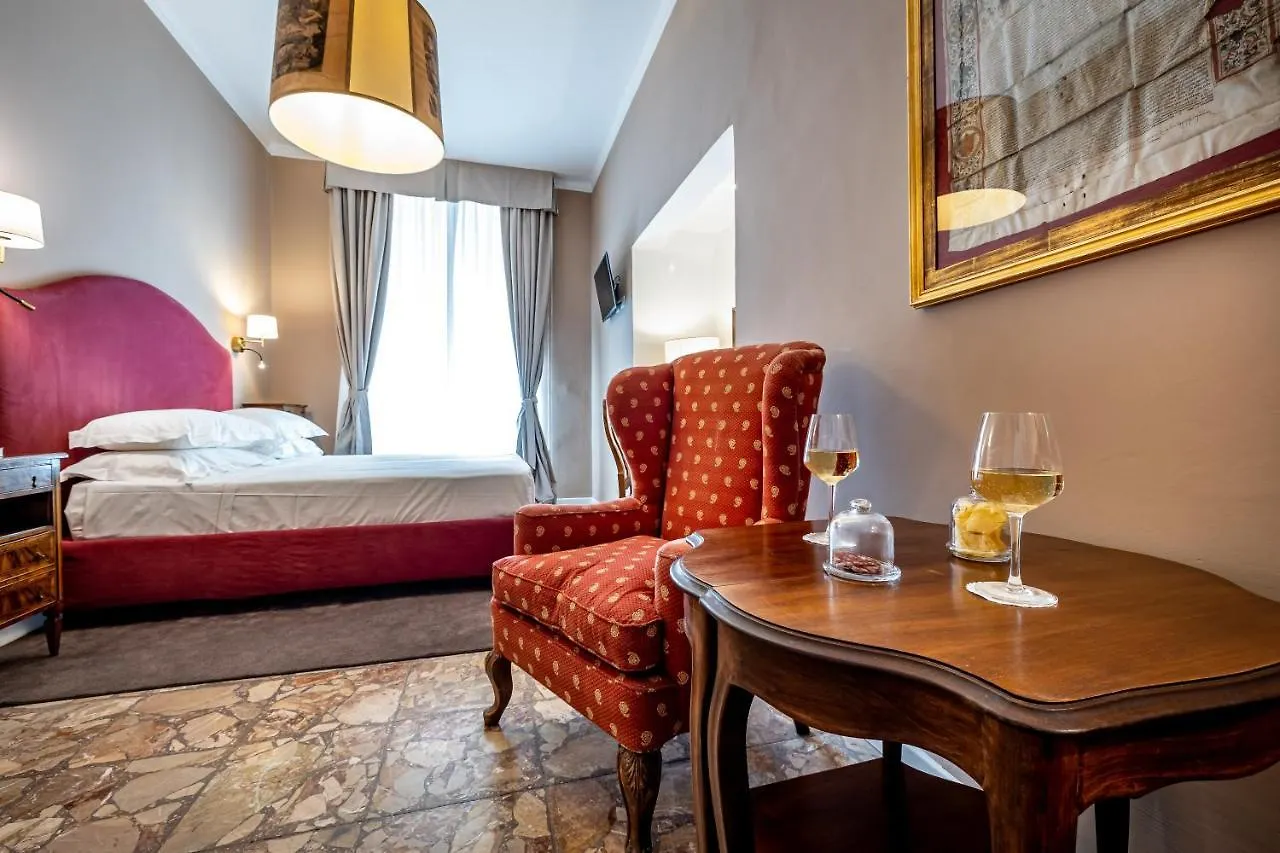 Alojamento de Acomodação e Pequeno-almoço B&B Cerretani Palace Florença